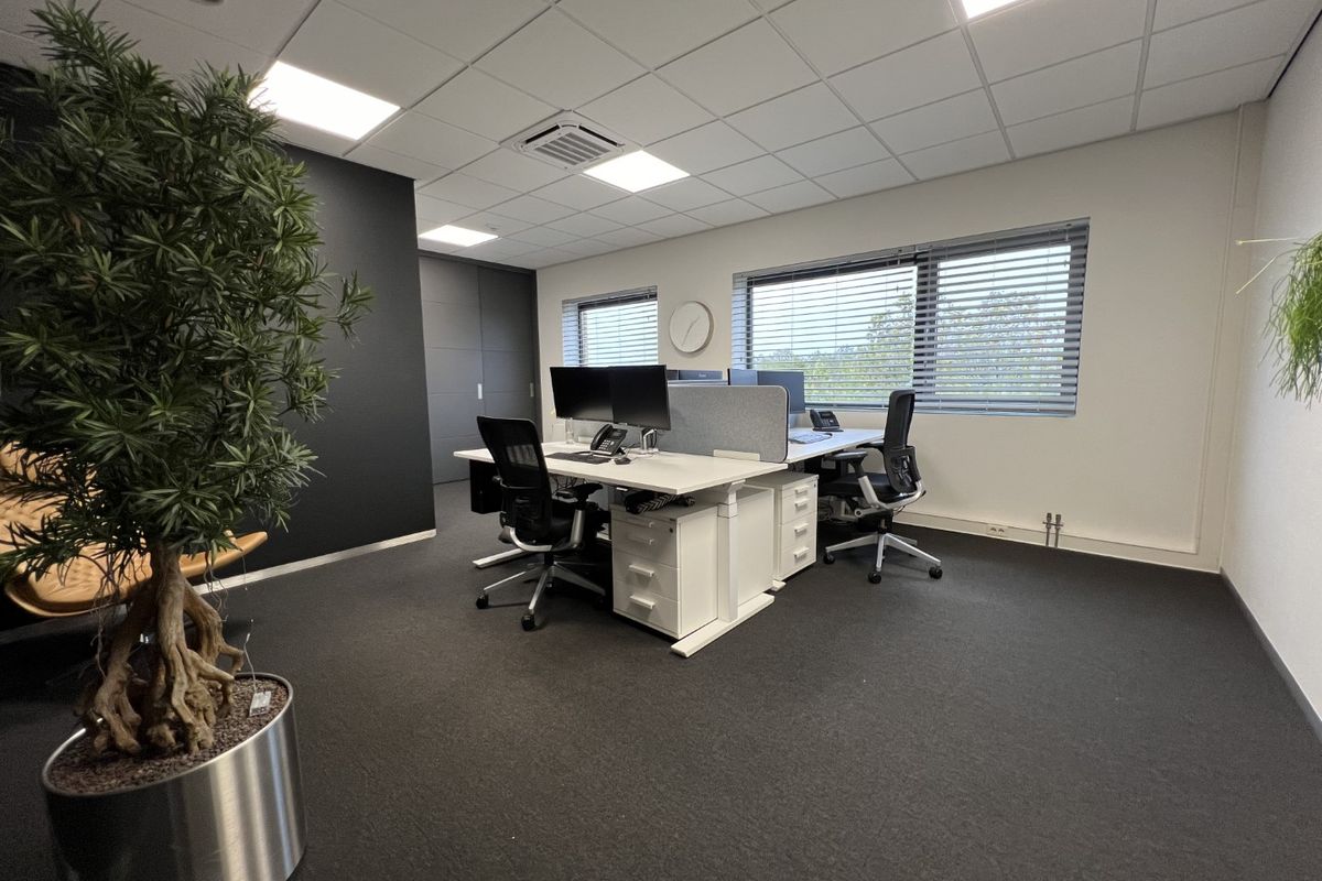 De Veldoven 13, HENDRIK-IDO-AMBACHT