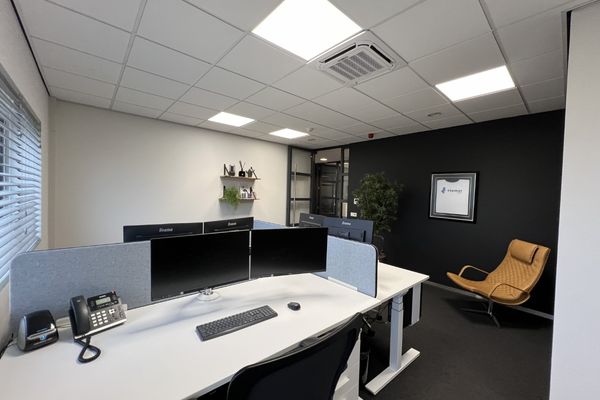 De Veldoven 13, HENDRIK-IDO-AMBACHT