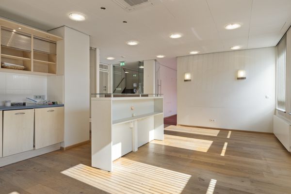 Burgemeester de Bruïnelaan 5, ZWIJNDRECHT