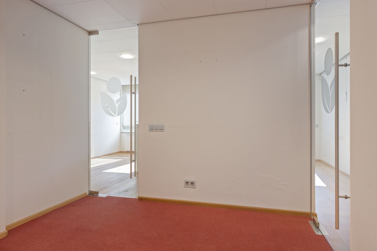 Burgemeester de Bruïnelaan 5, ZWIJNDRECHT