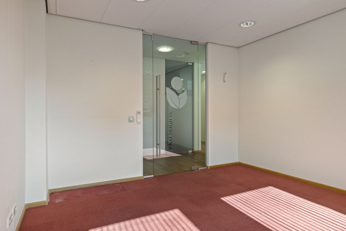 Burgemeester de Bruïnelaan 5, ZWIJNDRECHT