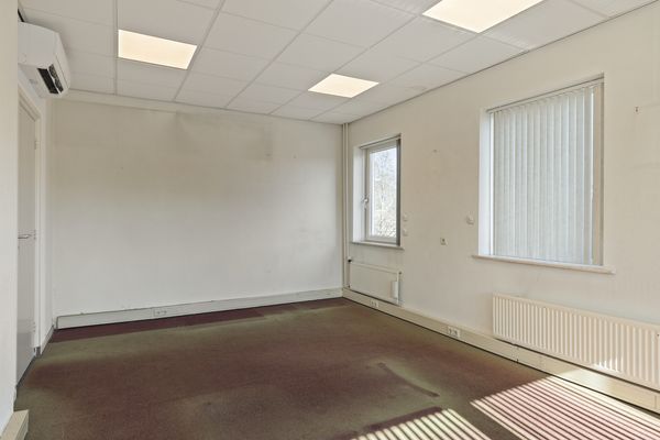 Burgemeester de Bruïnelaan 5, ZWIJNDRECHT