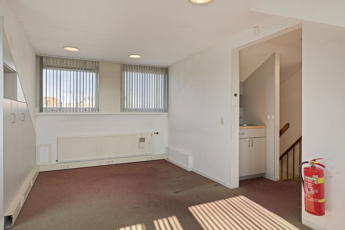 Burgemeester de Bruïnelaan 5, ZWIJNDRECHT