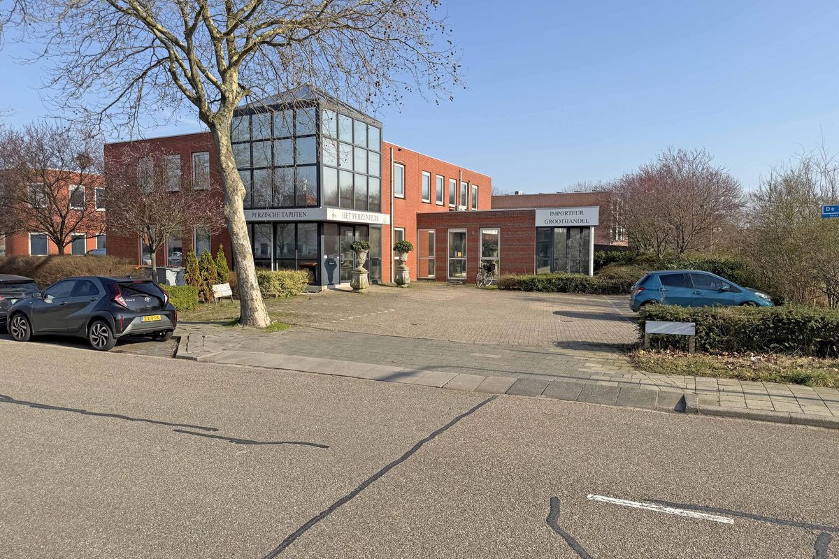 De Zelling 2, HENDRIK-IDO-AMBACHT