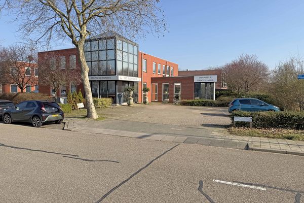 De Zelling 2, HENDRIK-IDO-AMBACHT