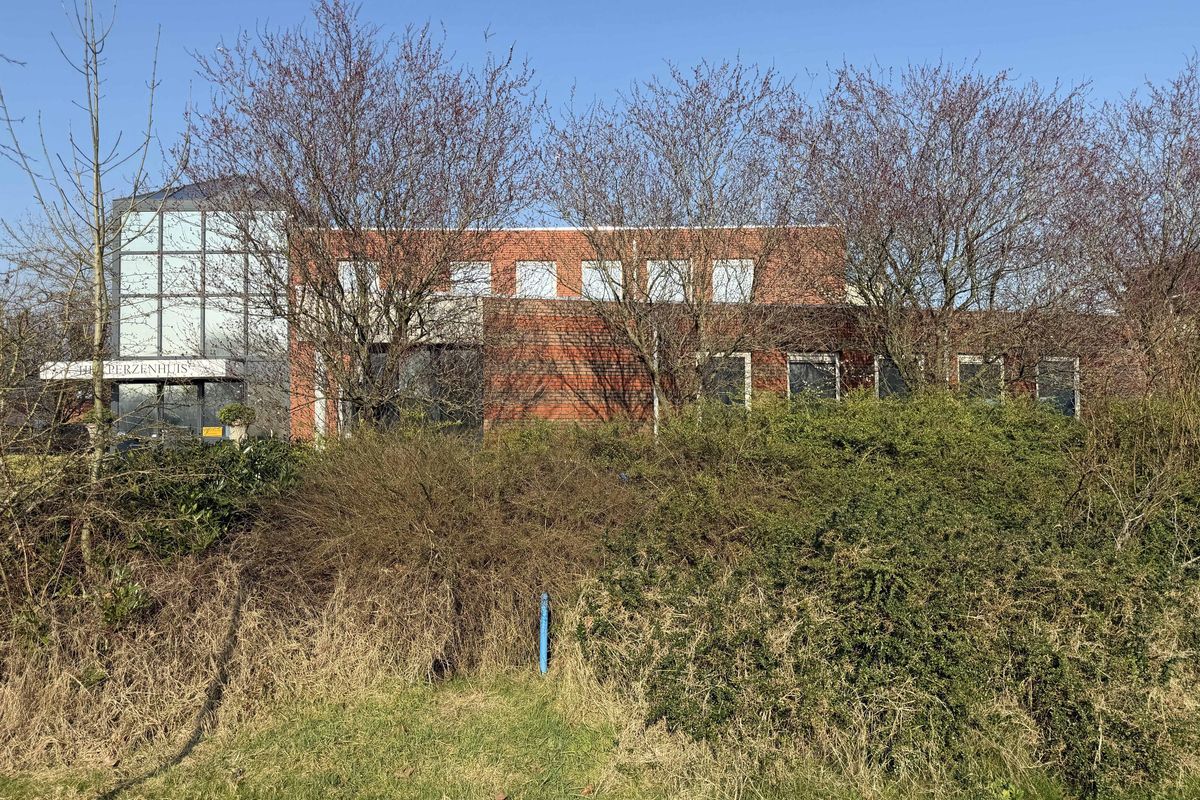 De Zelling 2, HENDRIK-IDO-AMBACHT