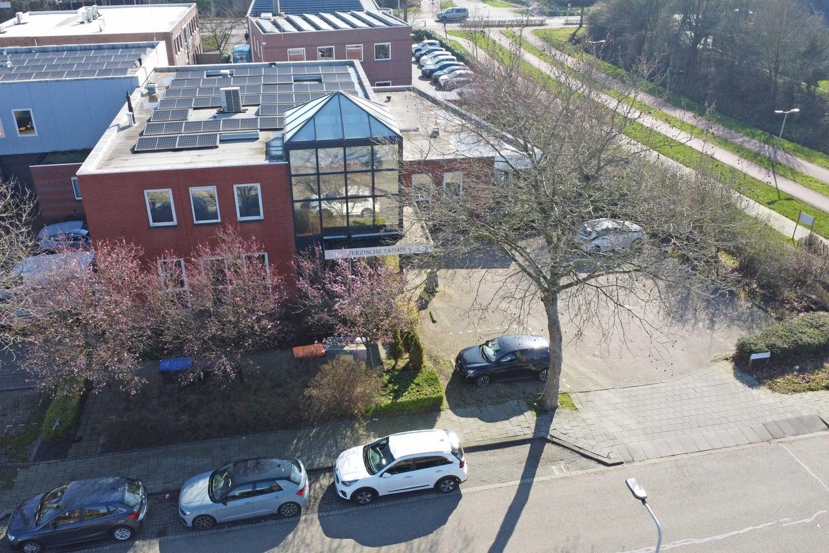 De Zelling 2, HENDRIK-IDO-AMBACHT