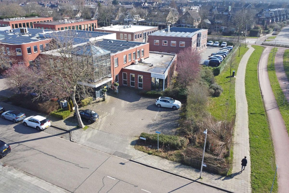 De Zelling 2, HENDRIK-IDO-AMBACHT