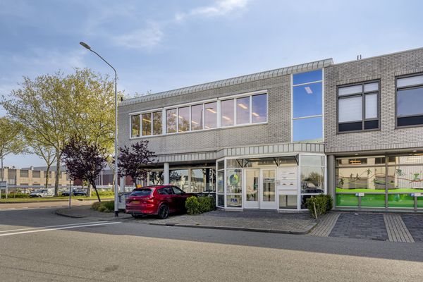 Madame Curiestraat 2, DORDRECHT