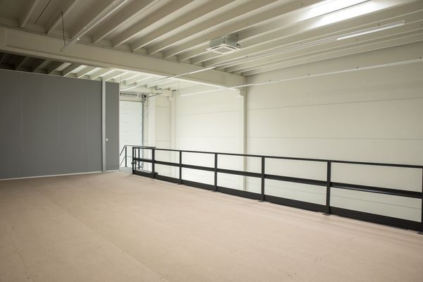 De Wadi 9, HENDRIK-IDO-AMBACHT
