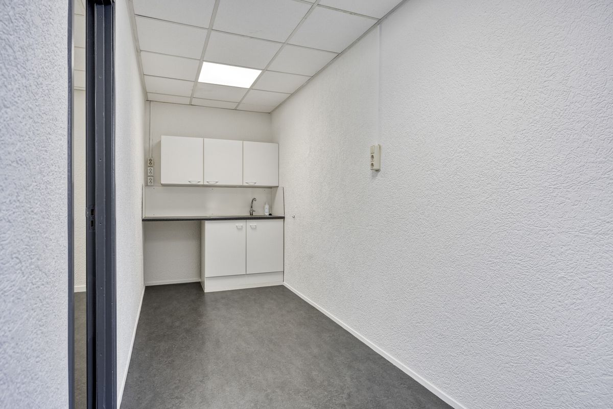 Ambachtstraat 2A, DORDRECHT
