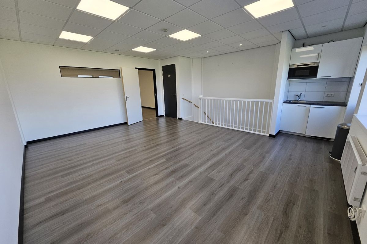Smaragd 400, DORDRECHT