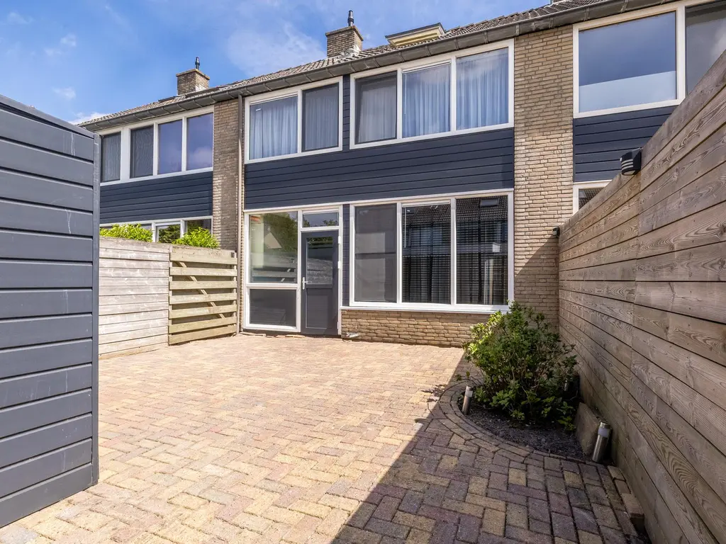 Moezelstraat 73, ASSEN
