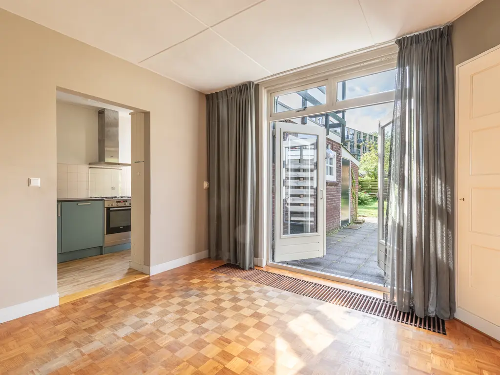 Alteveerstraat 37, ASSEN