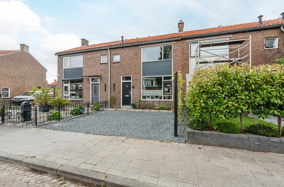 van Goghstraat 10