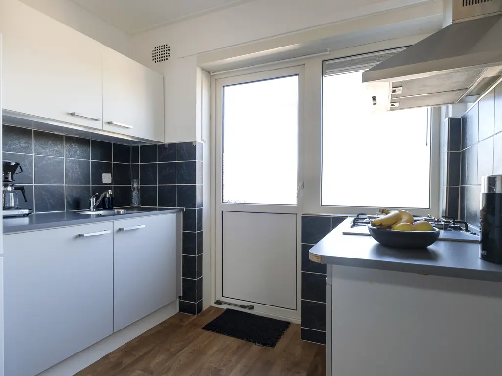 Buizerdstraat 28, ASSEN