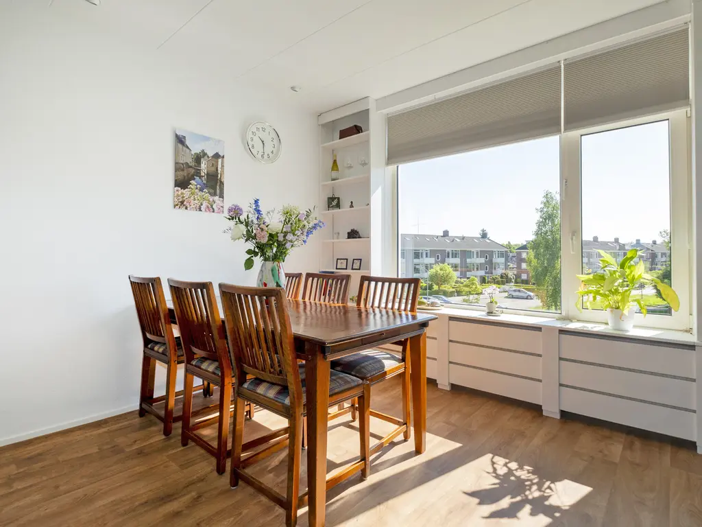 Buizerdstraat 28, ASSEN