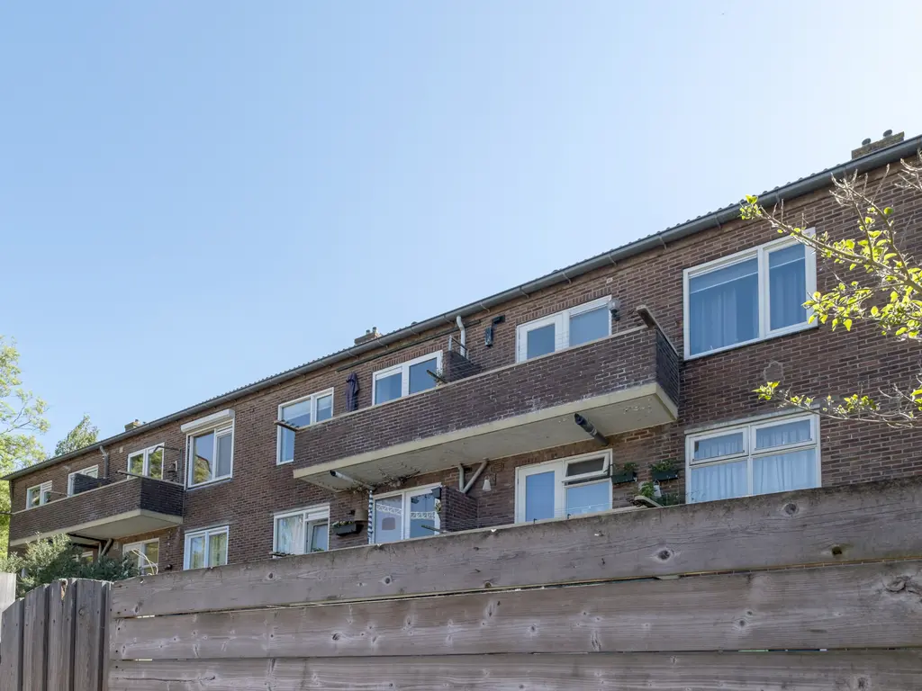 Buizerdstraat 28, ASSEN