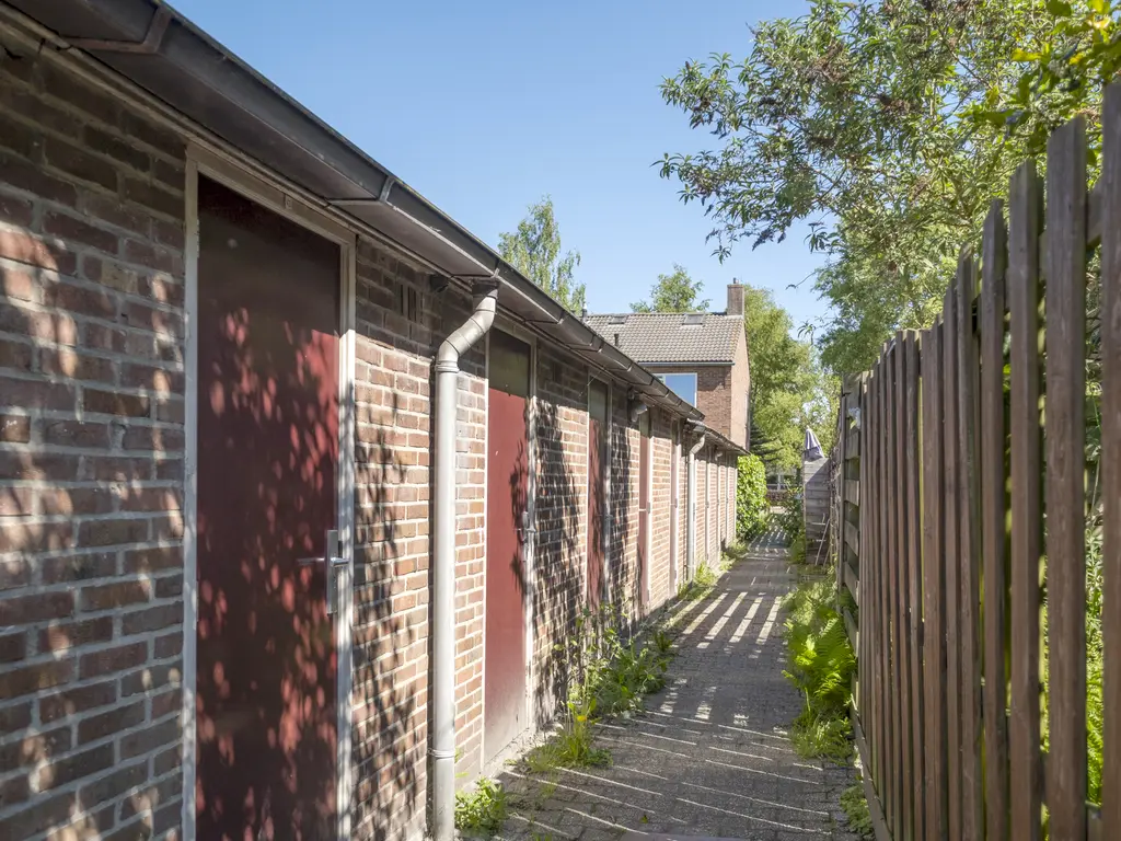 Buizerdstraat 28, ASSEN