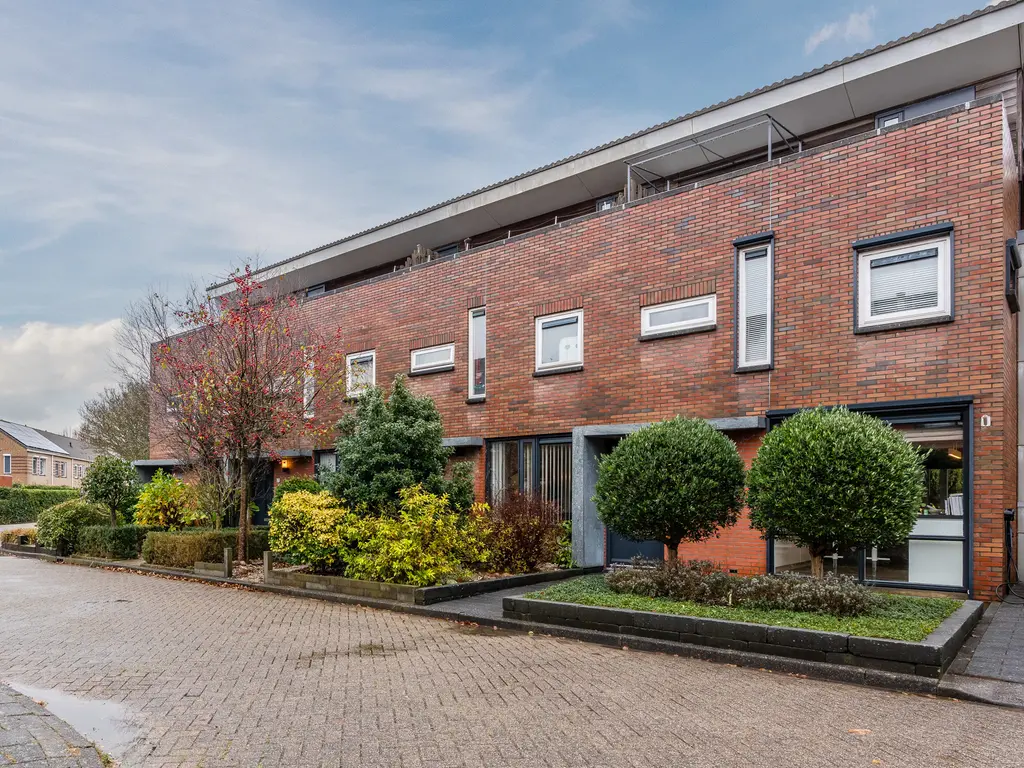 Opaalstoep 73, ASSEN