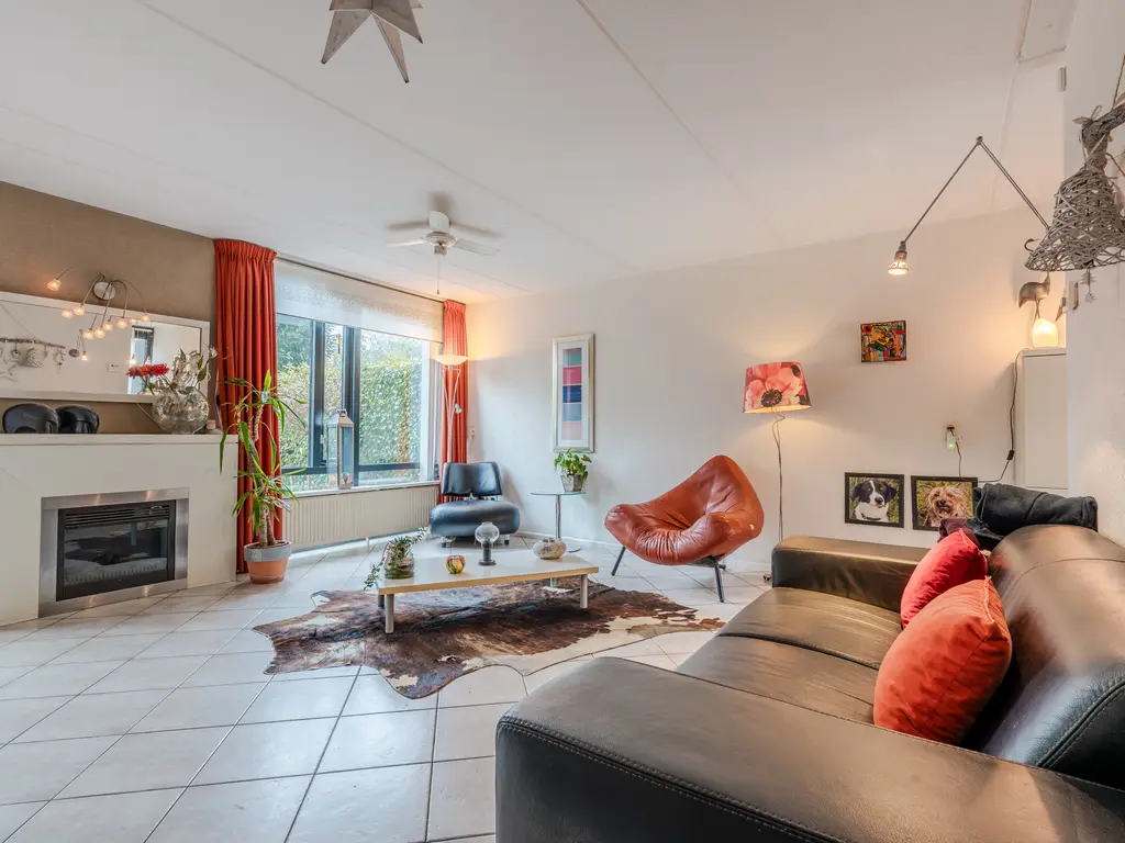 Opaalstoep 73, ASSEN