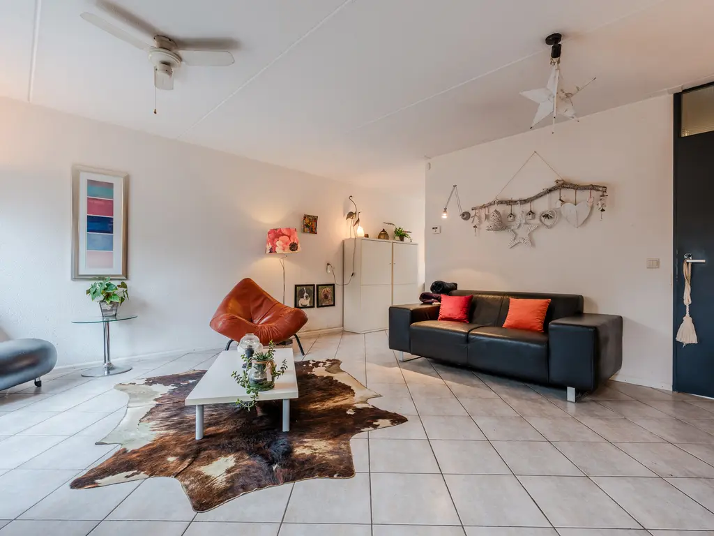 Opaalstoep 73, ASSEN