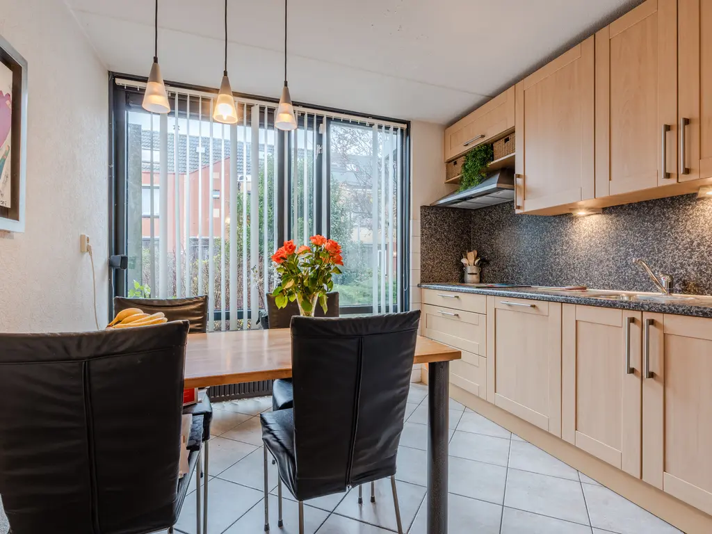 Opaalstoep 73, ASSEN