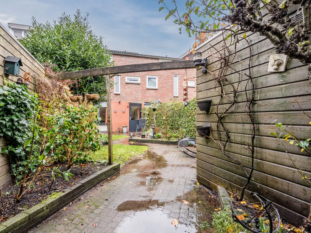 Opaalstoep 73, ASSEN