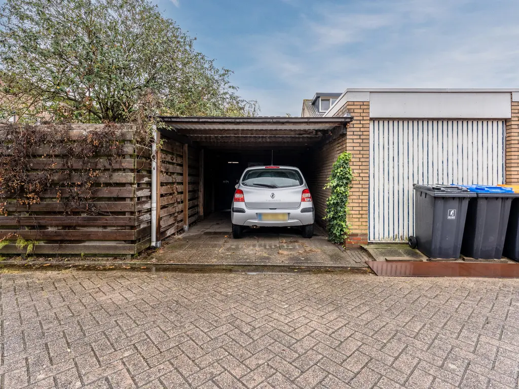 Opaalstoep 73, ASSEN