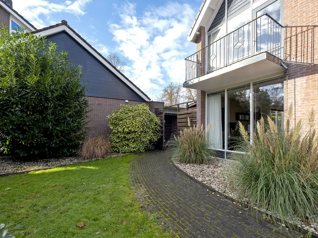 Sambrestraat 24, ASSEN