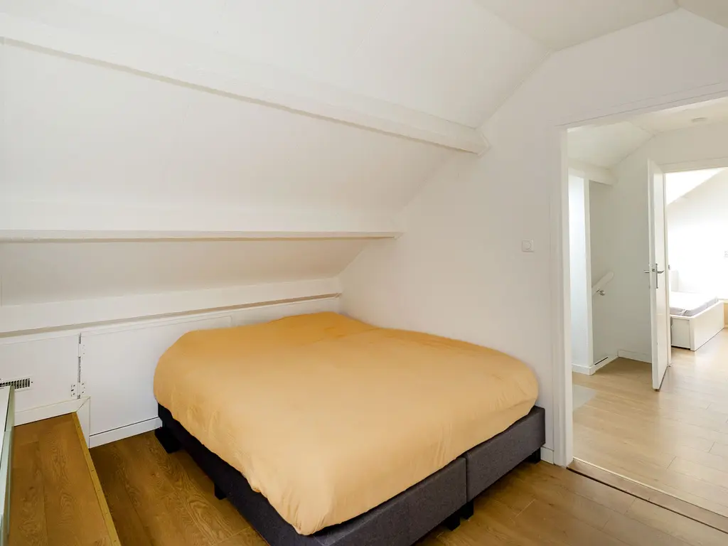 Sambrestraat 24, ASSEN