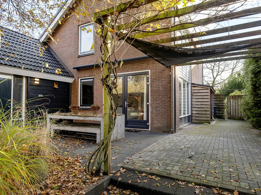 Sambrestraat 24, ASSEN