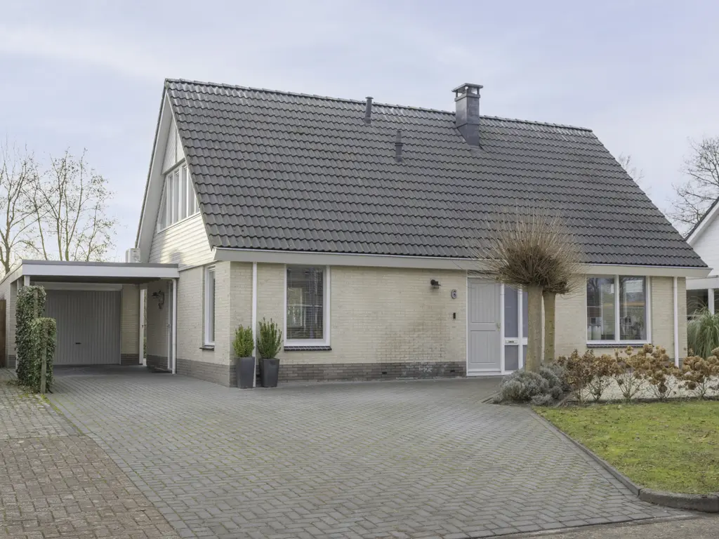 Floralaan 6, BOVENSMILDE