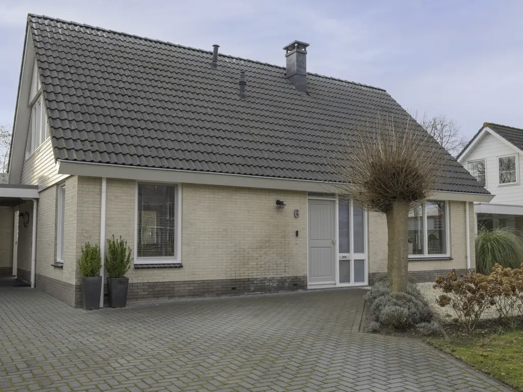 Floralaan 6, BOVENSMILDE