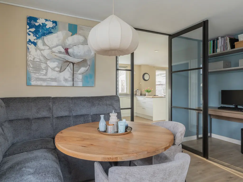 Floralaan 6, BOVENSMILDE