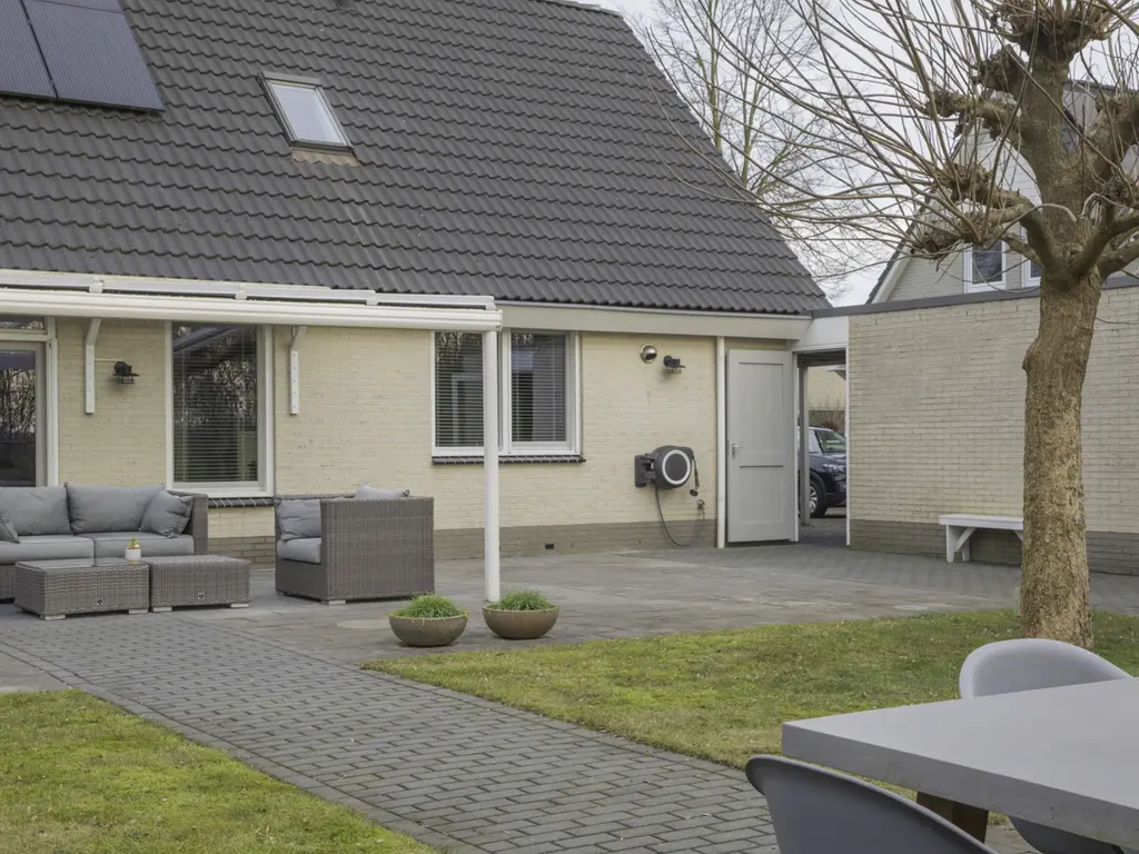 Floralaan 6, BOVENSMILDE