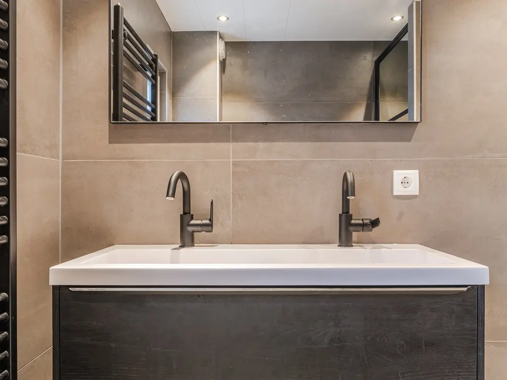 Wolvenveen 64, ASSEN