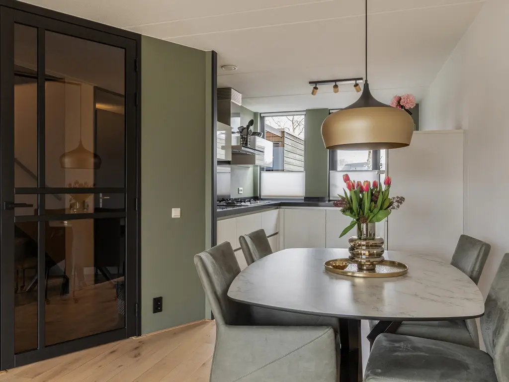 Fuutmesschen 81, ASSEN