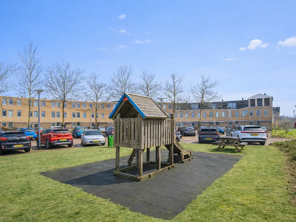 Fuutmesschen 81, ASSEN