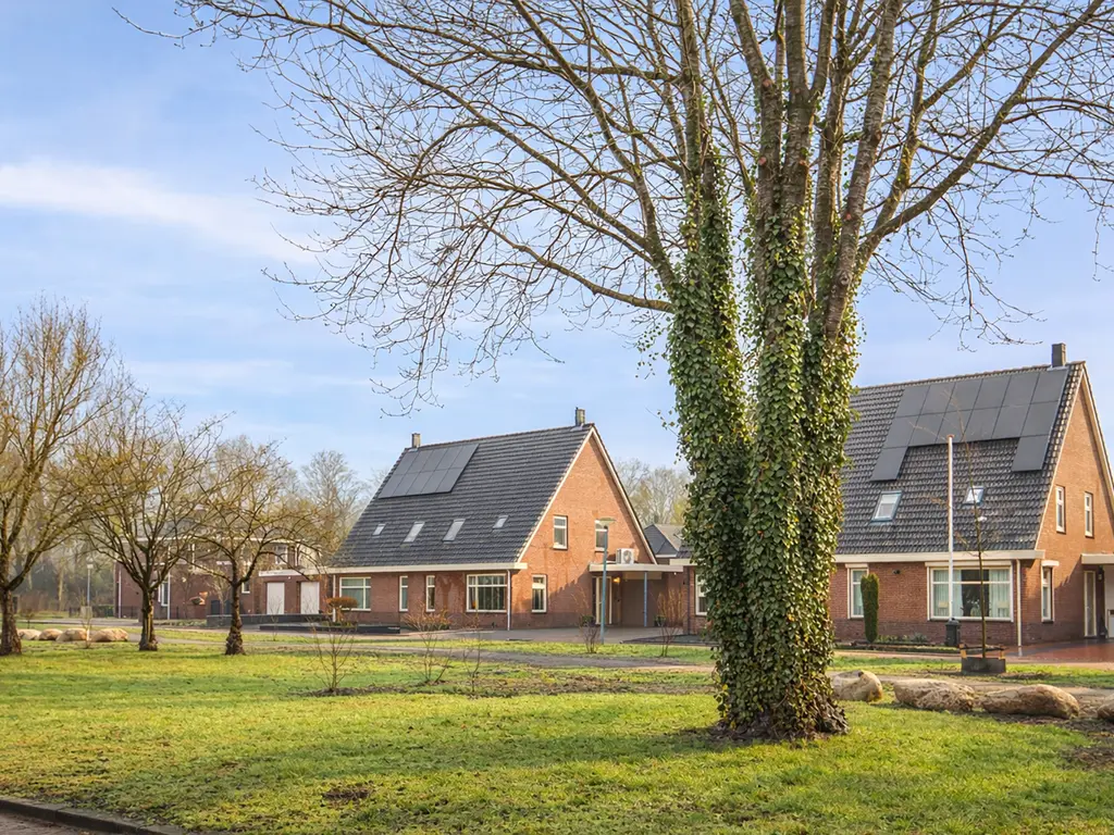 Meidoornlaan 4, NIEUWE PEKELA