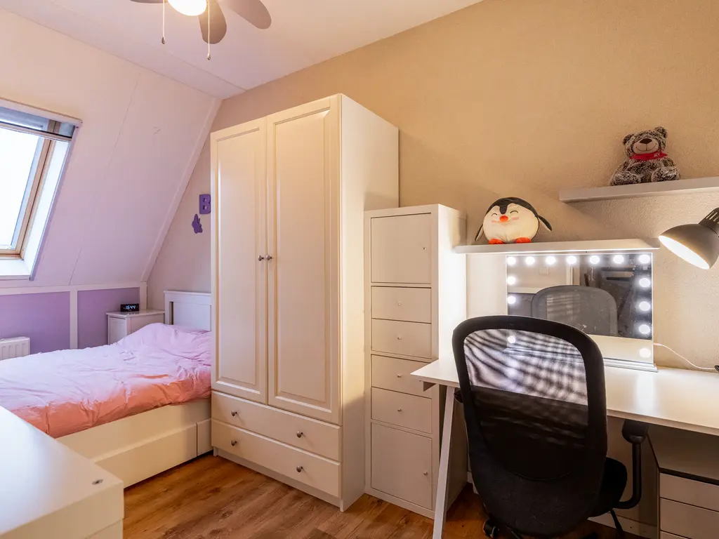 Meidoornlaan 4, NIEUWE PEKELA