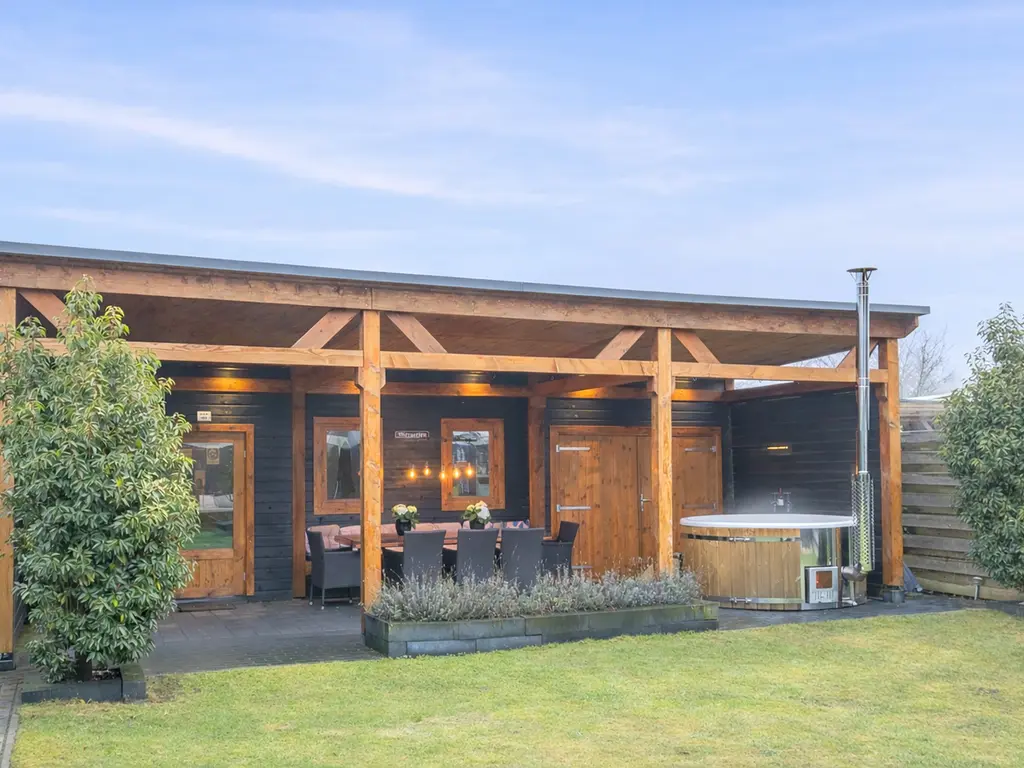 Meidoornlaan 4, NIEUWE PEKELA