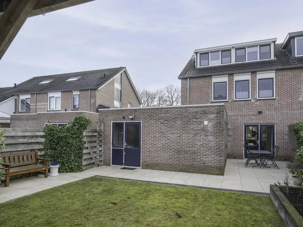 Kristalstoep 38, ASSEN