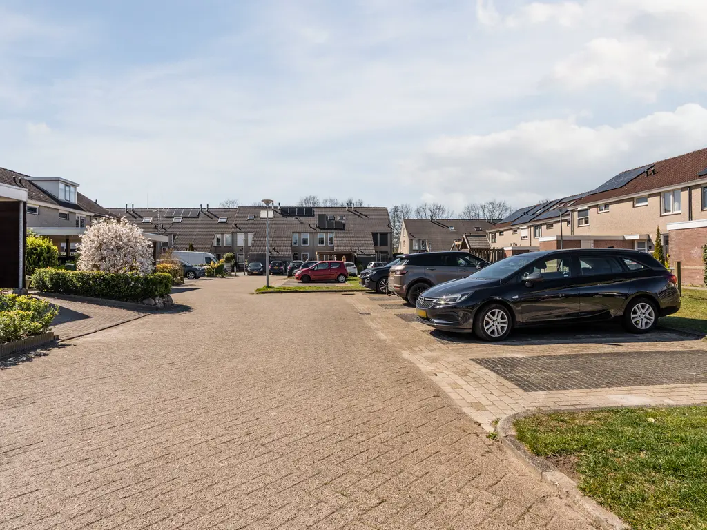 Tichelkampen 24, ASSEN