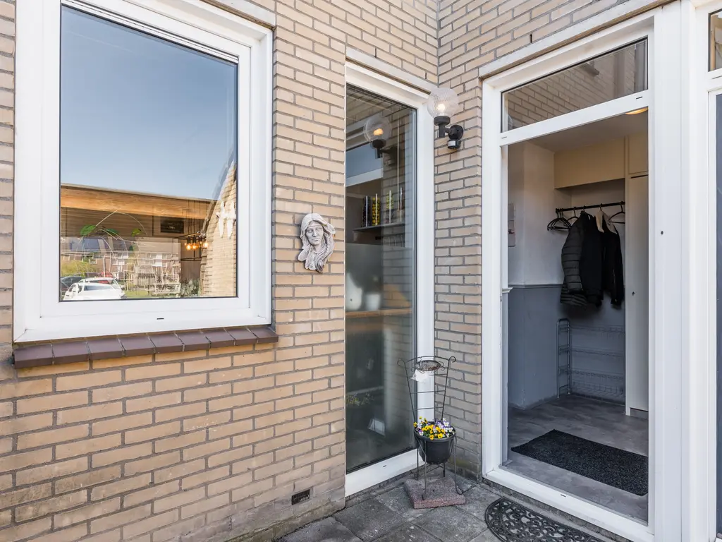 Tichelkampen 24, ASSEN