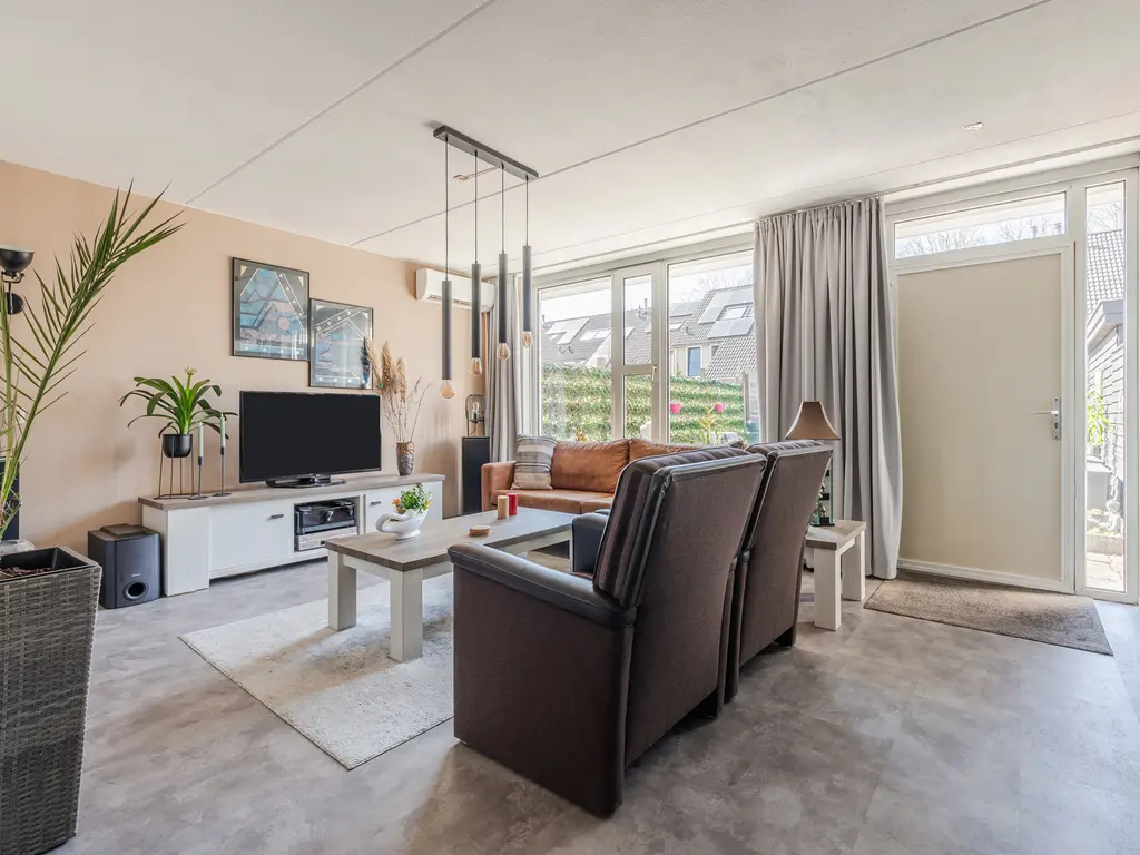 Tichelkampen 24, ASSEN