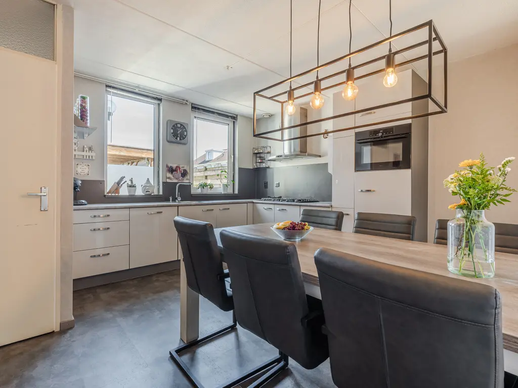 Tichelkampen 24, ASSEN