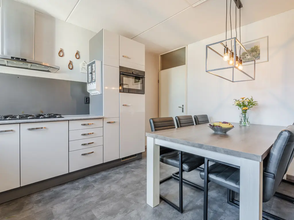 Tichelkampen 24, ASSEN