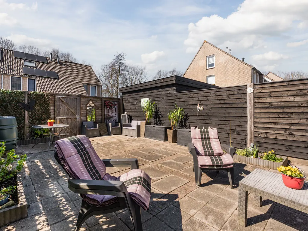 Tichelkampen 24, ASSEN