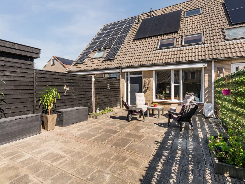 Tichelkampen 24, ASSEN